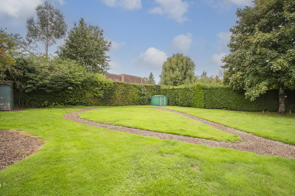 4 bedroom detached bungalow for sale in Straight Half Mile, Maresfield