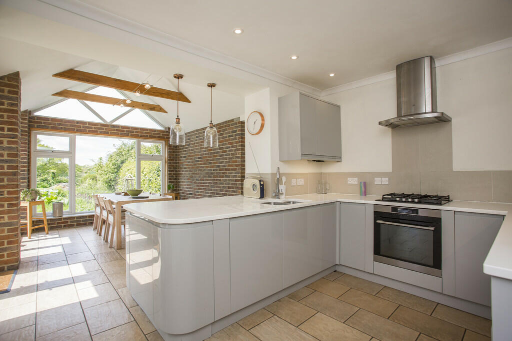 5 bedroom detached house for sale in Argos Hill, Rotherfield, TN6