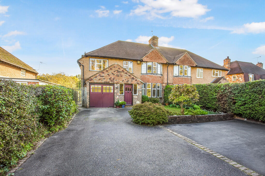 5 bedroom semidetached house for sale in Eridge Road, Crowborough, TN6