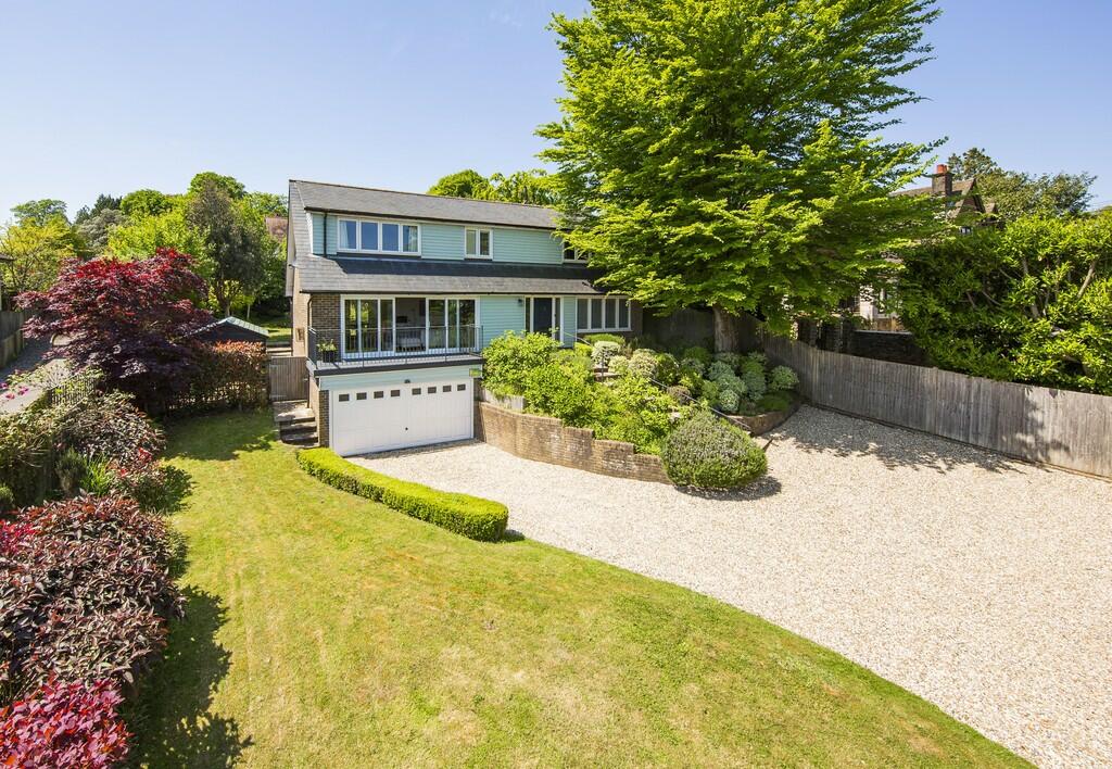 4 bedroom detached house for sale in Harlequin Lane, Crowborough, TN6