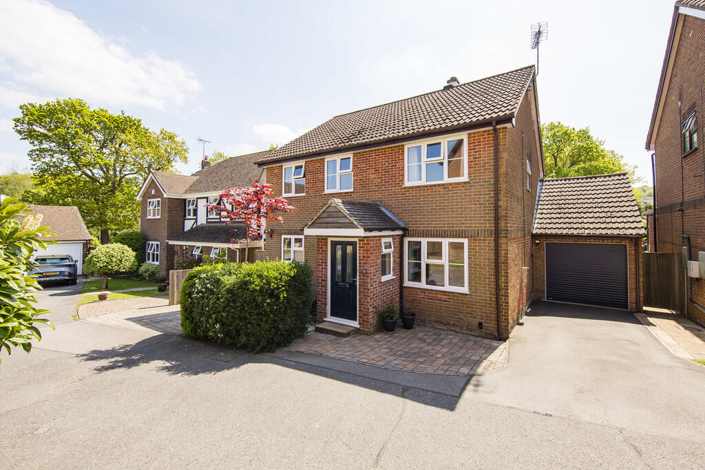 Main image of property: The Farthings, Crowborough