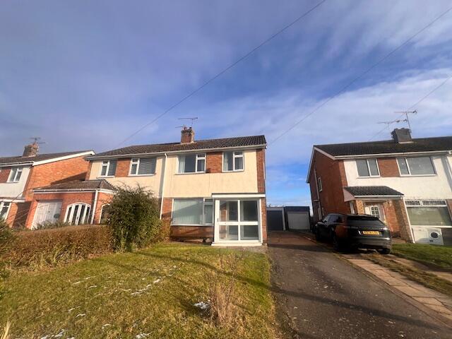 Main image of property: Leighton Close, Leamington Spa, Warwickshire, CV32