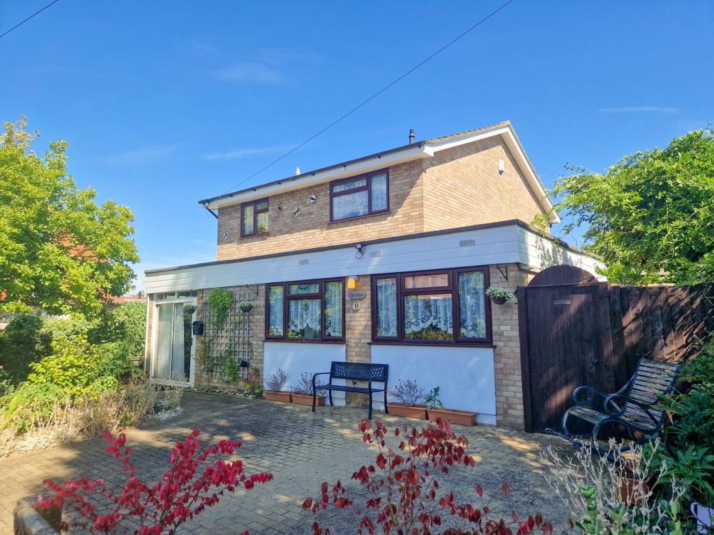 5 bedroom detached house for sale in Everton Road, Potton, Sandy, SG19