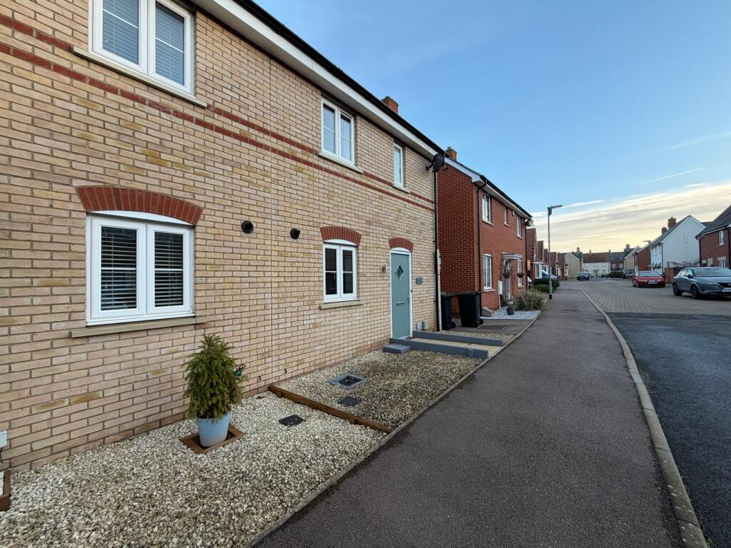 Main image of property: Meadowsweet Way, Stotfold, Hitchin, SG5