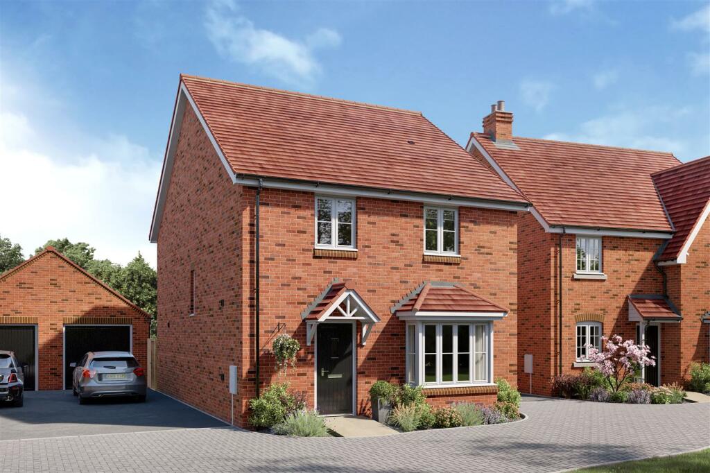 4 bedroom detached house for sale in Pickford Green Lane, Eastern Green, Coventry, CV5