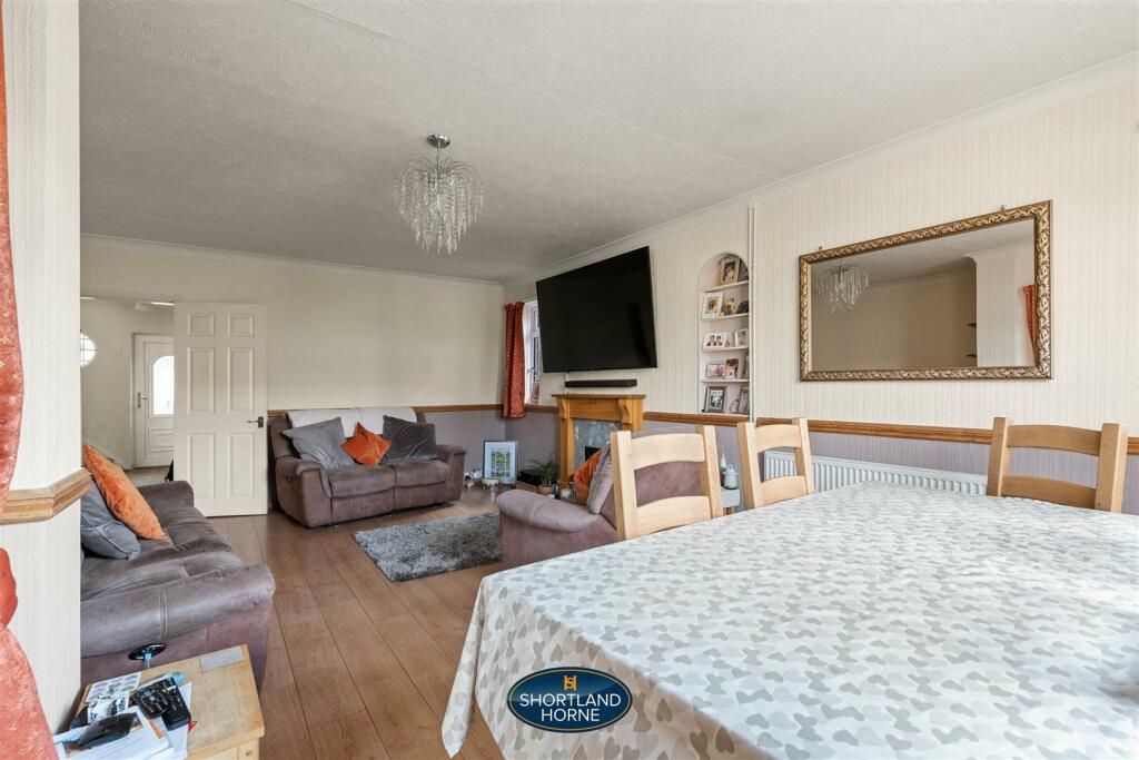 Additional property image - Knoll Drive, Styvechale, Coventry