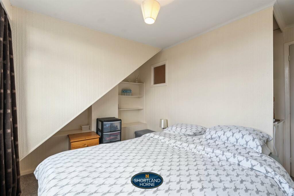 Additional property image - Knoll Drive, Styvechale, Coventry