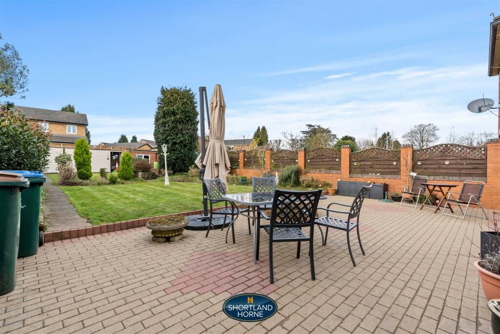 Additional property image - Knoll Drive, Styvechale, Coventry