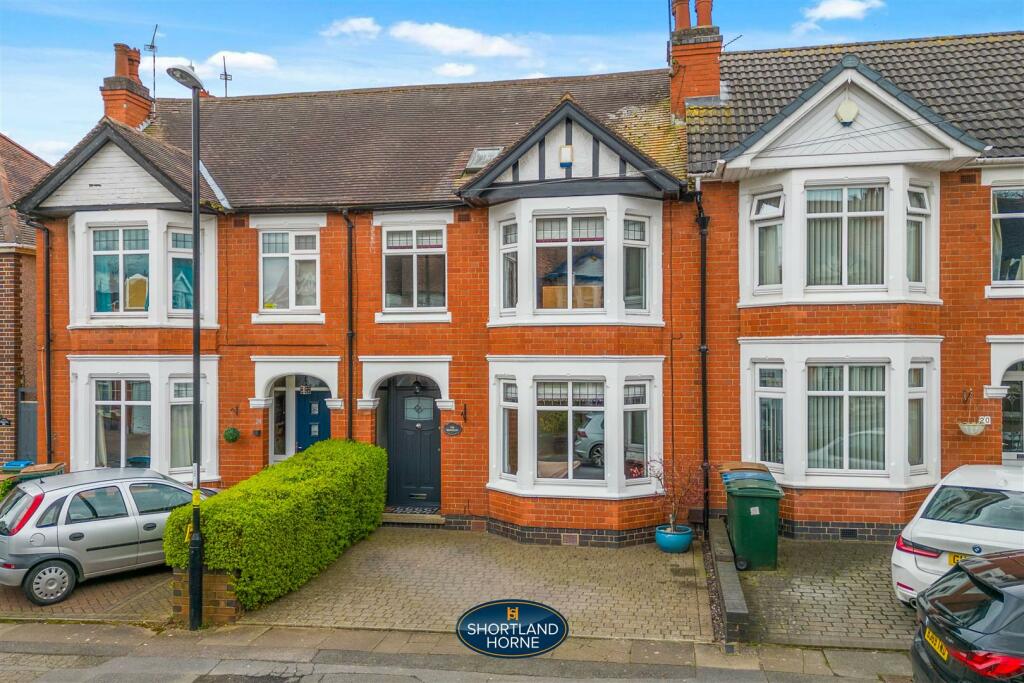 4 bedroom terraced house for sale in Gregory Avenue, Finham, Coventry, CV3