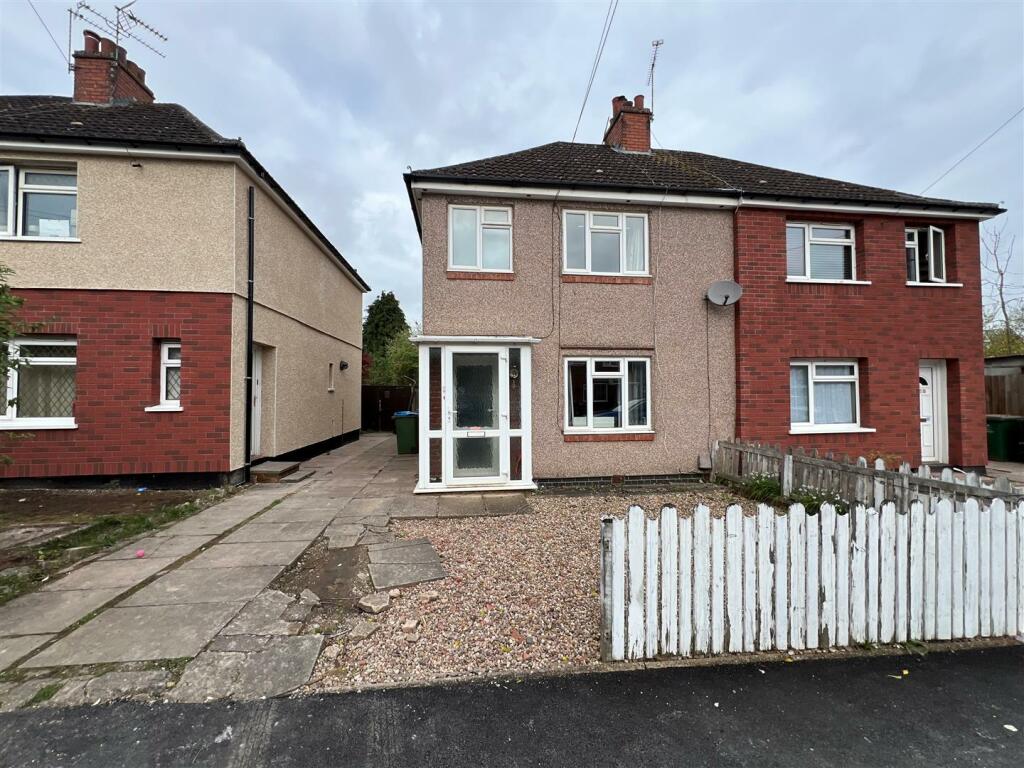 4 bedroom semi-detached house for sale in Freeburn Causeway, Canley, Coventry, CV4