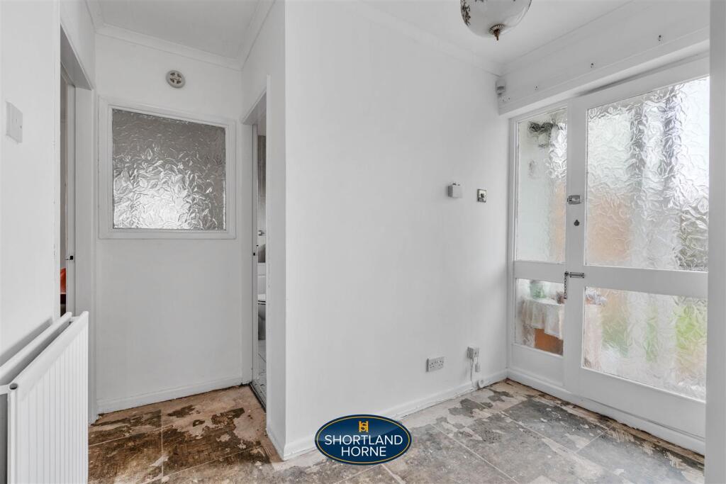 Additional property image - Exeter Close, Ernesford Grange, Coventry
