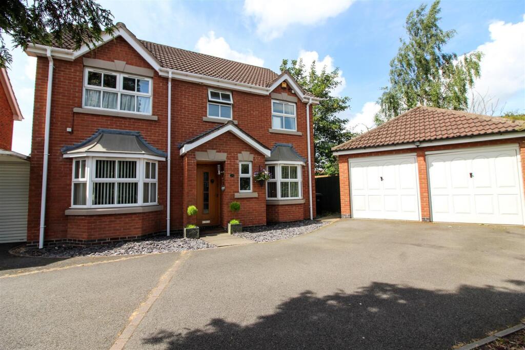 Main image of property: Lomsey Close, Tile Hill, Coventry
