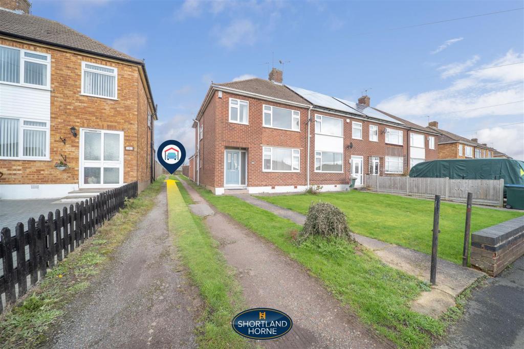 3 bedroom end of terrace house for sale in Upper Eastern Green Lane, Eastern Green, Coventry, CV5