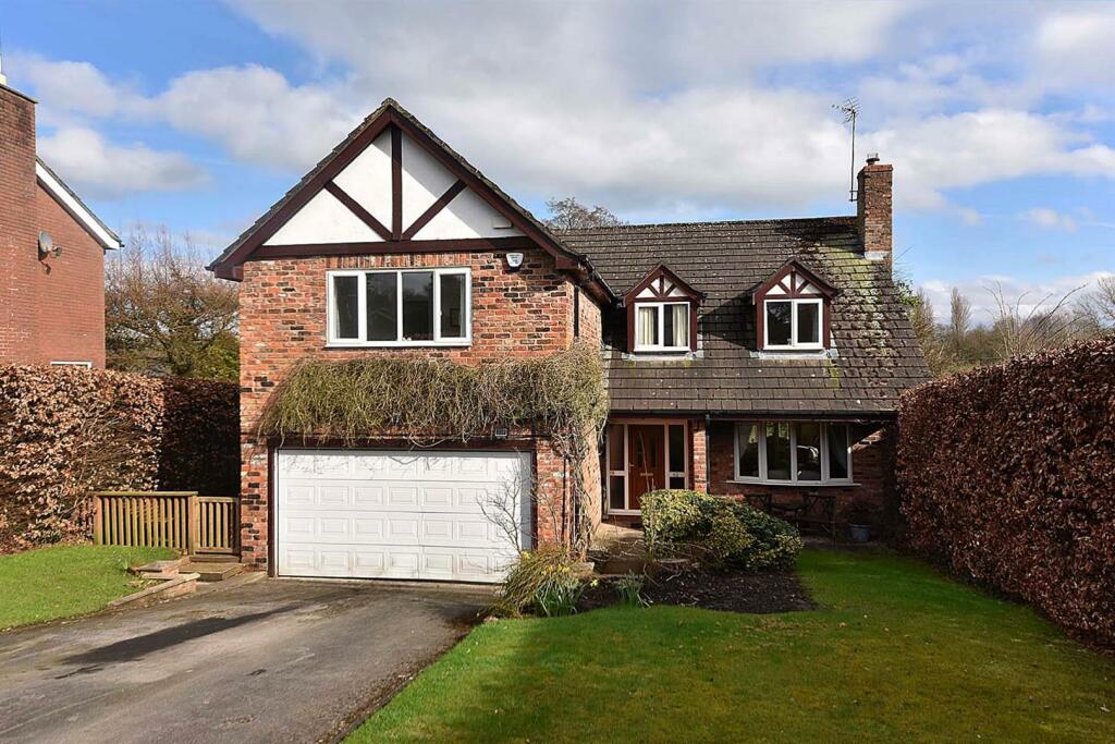 5 bedroom detached house for sale in Willowmead Drive, Prestbury