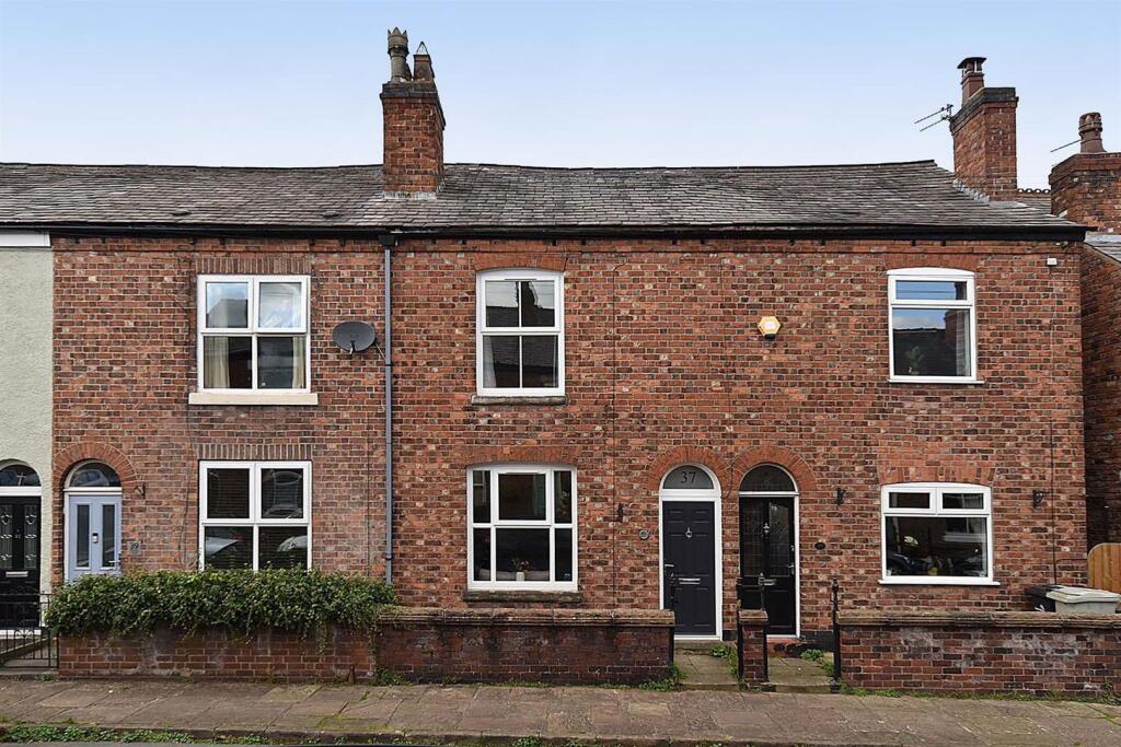Main image of property: New Hall Street, Macclesfield