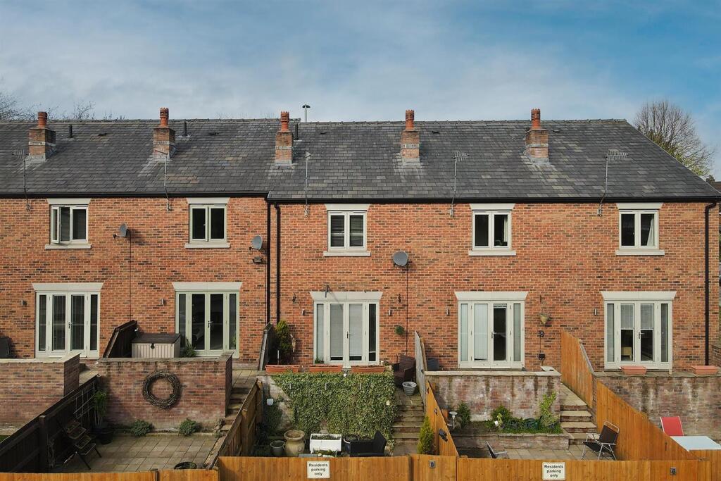 Main image of property: London Road, Macclesfield