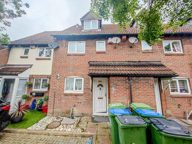 3 bedroom terraced house for sale in Nickelby Close, North Thamesmead, SE28