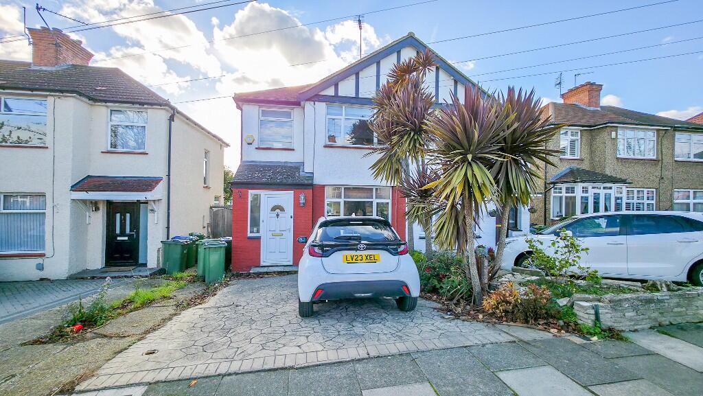 Main image of property: Landstead Road, London, SE18