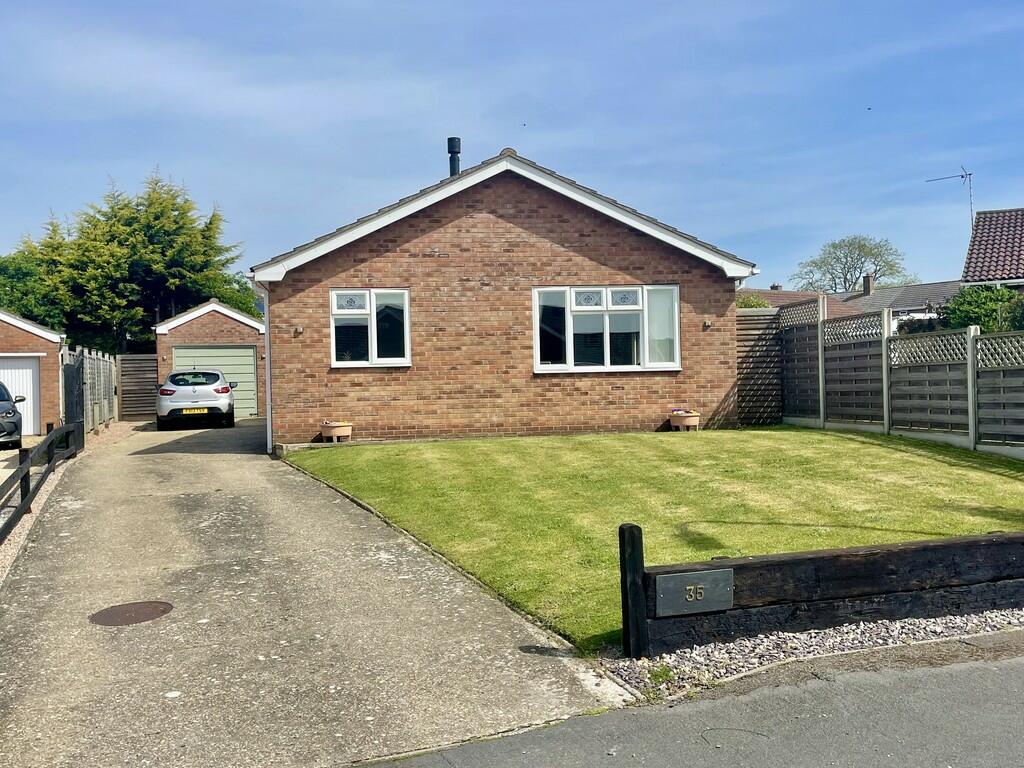 3 bedroom detached bungalow for sale in Thornton Crescent, Horncastle, LN9