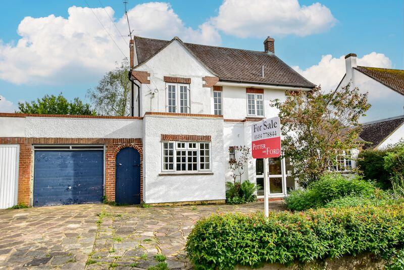 4 bedroom detached house for sale in White Hill, Chesham, HP5