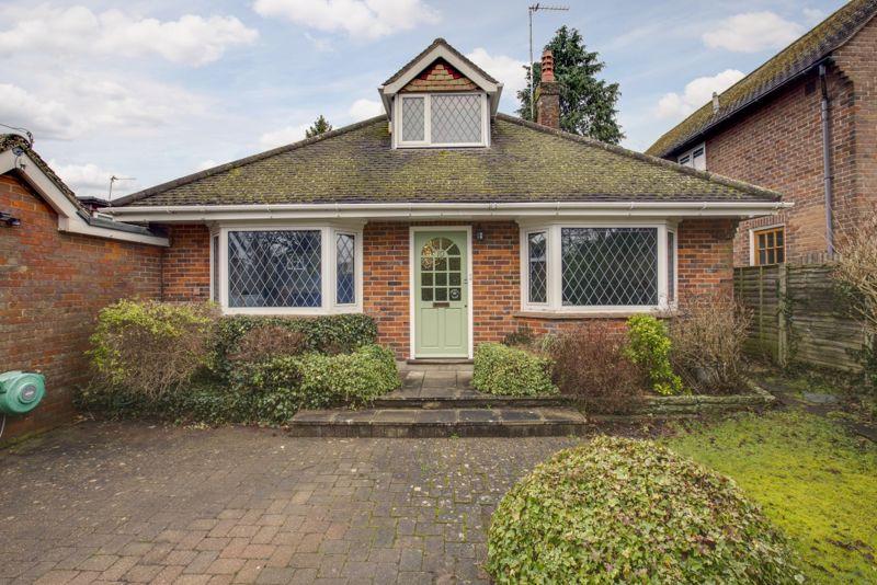 4 bedroom detached bungalow for sale in Chestnut Avenue, Chesham, HP5