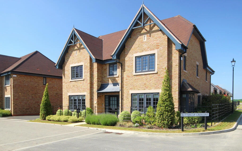 Main image of property: Risborough Road, Little Kimble, Aylesbury