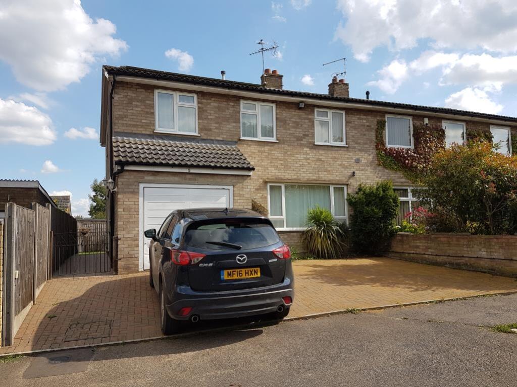 4 bedroom semidetached house for rent in Thoroughfare Way, Littleport