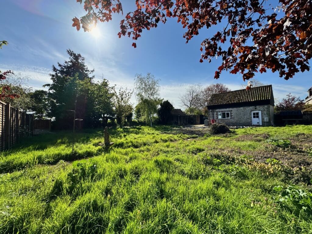 Main image of property: White Dyke Farm Annexe, Black Dyke Farm, Hockwold, Norfolk, IP26 4JW
