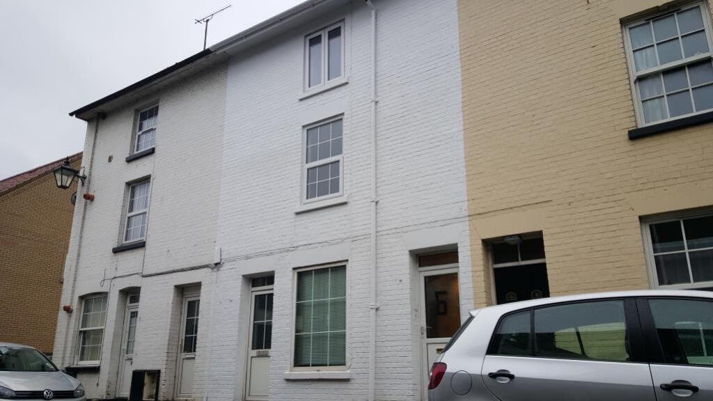 Main image of property: 6b St Andrews Street, Mildenhall, Suffolk, IP28 7HB