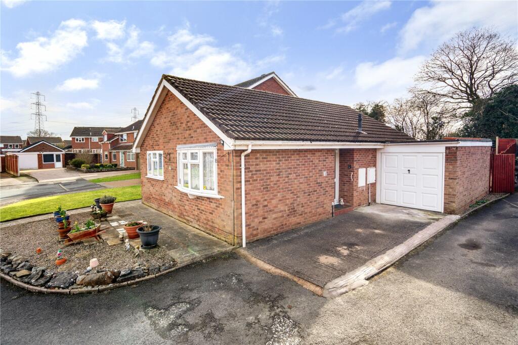 2 bedroom bungalow for sale in Whitmore Close, Broseley, Shropshire, TF12