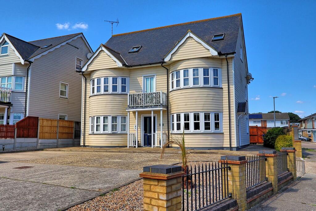 Main image of property: Thundersley
