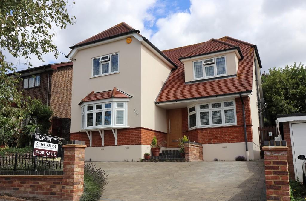 4 bedroom detached house for sale in South Benfleet, SS7