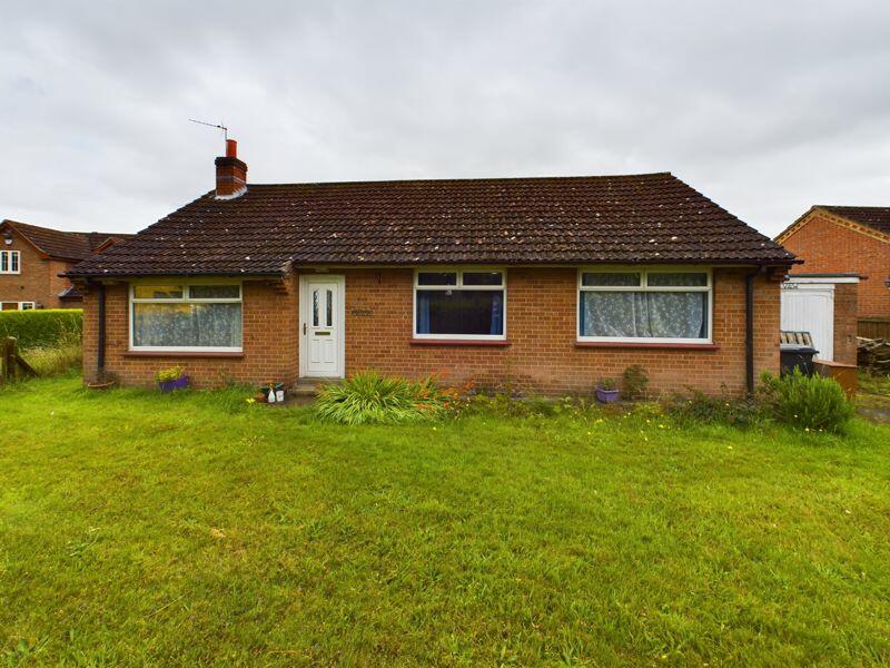 3 bedroom detached bungalow for sale in East View, Main Road, Toynton All Saints, Spilsby, PE23