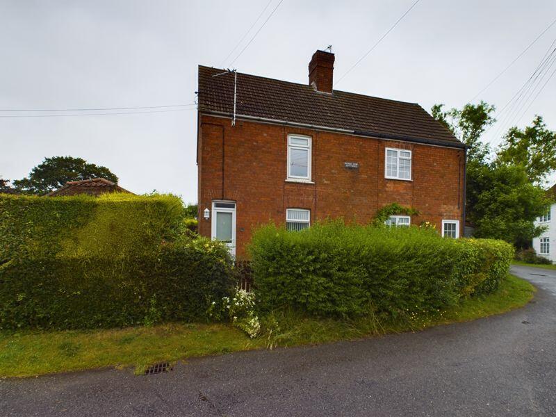 Main image of property: 1 Manor View Cottage, Manor Road, Hagworthingham