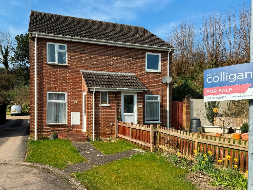 2 bedroom semidetached house for sale in The Butts, Tanners Lane