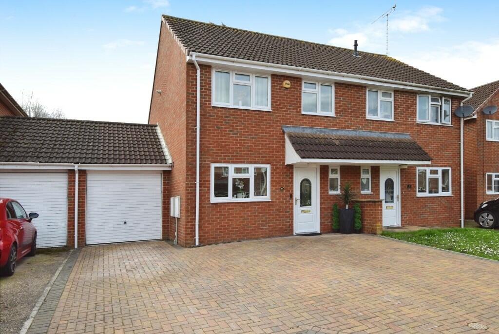 3 bedroom house for sale in Willow Drive, Durrington, SP4 8DE, SP4