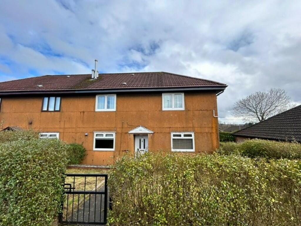 2 bedroom ground floor flat for rent in Robroyston Road, Robroyston, G33