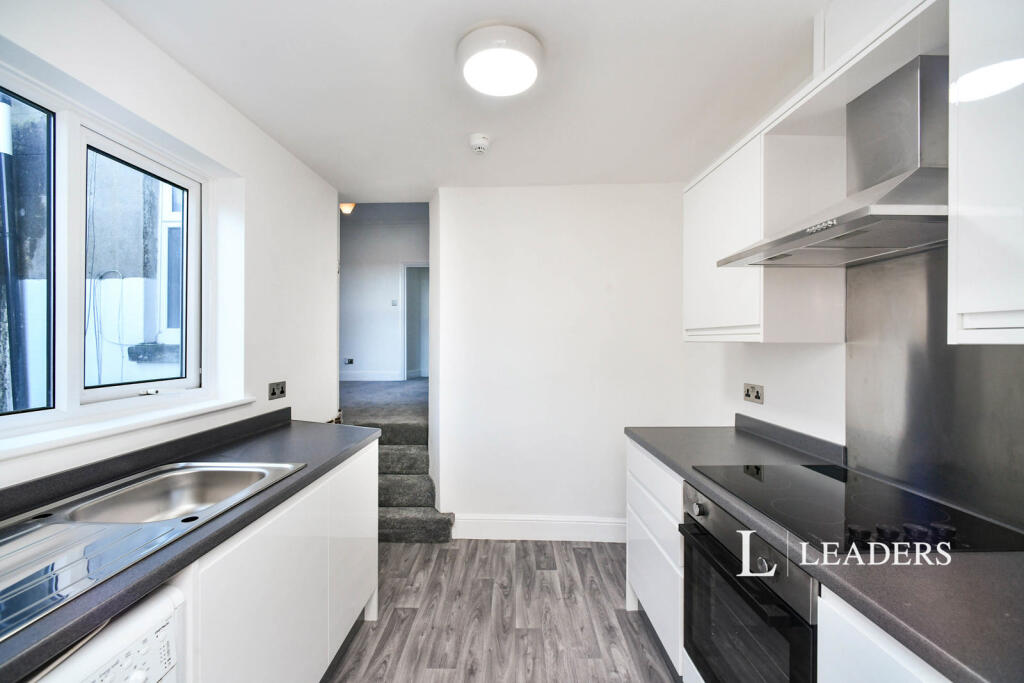 Main image of property: Queens Park Road, First Floor Flat, Brighton, BN2