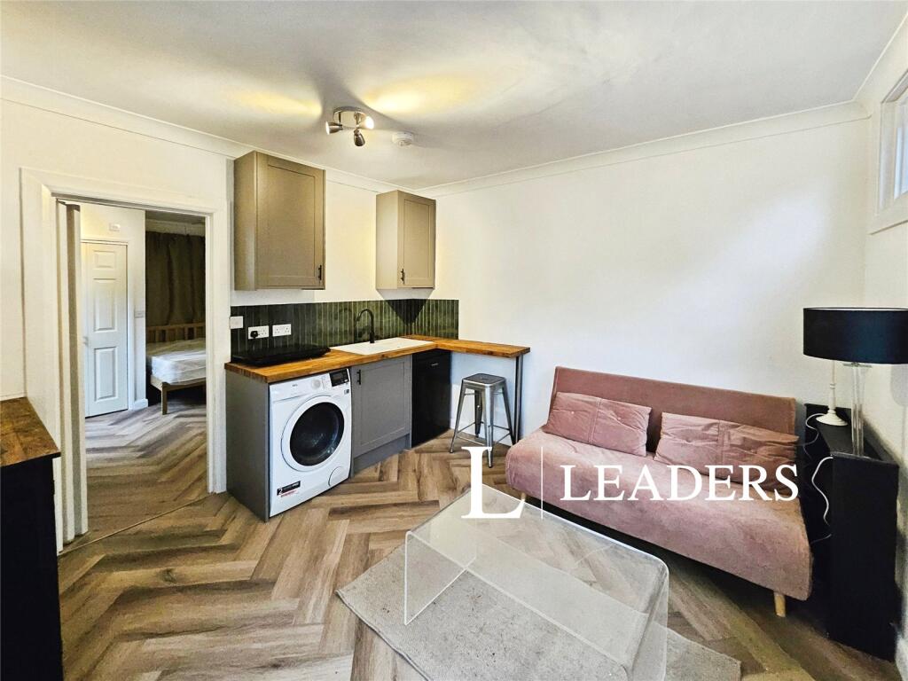 Main image of property: Hove, BN3