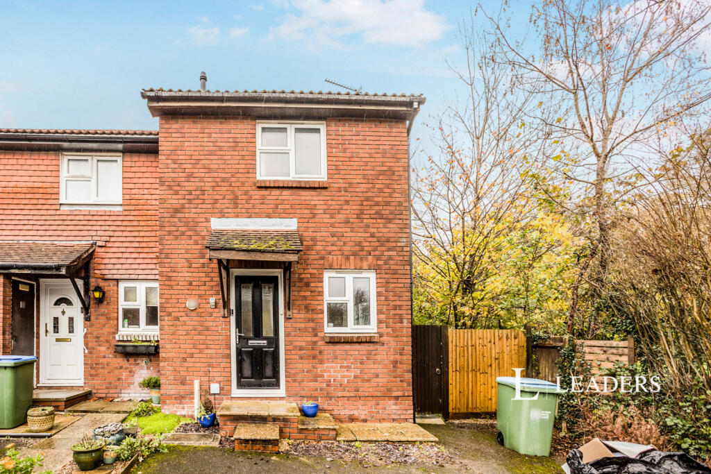 Main image of property: Kingslea, Horsham, West Sussex, RH13