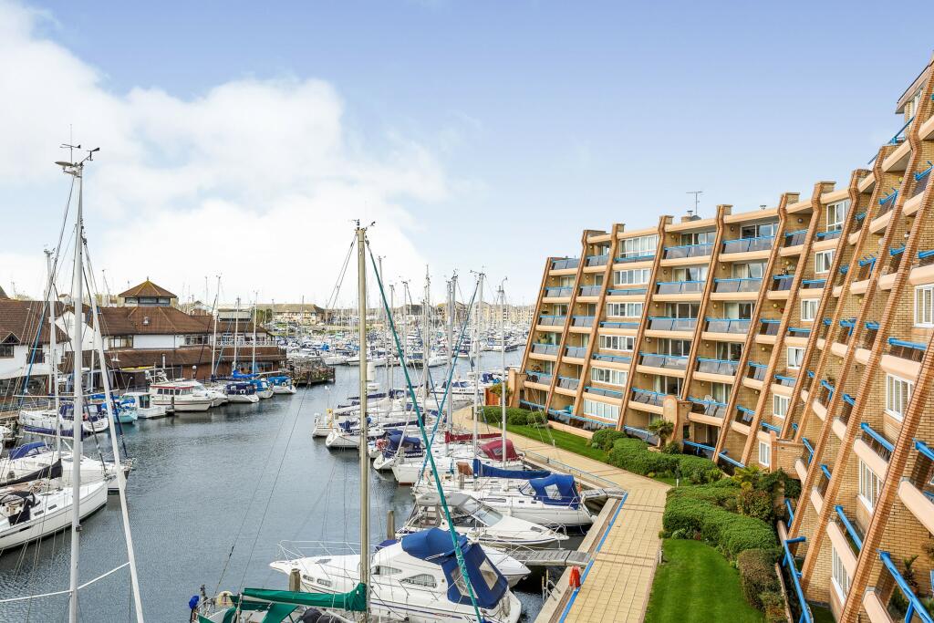 2 bedroom apartment for rent in Oyster Quay, Port Solent, PO6
