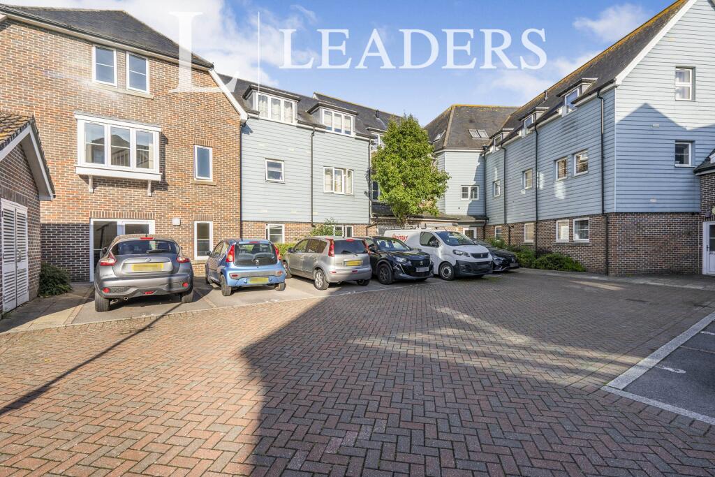 Main image of property: Broadacre Place, Fareham, PO14