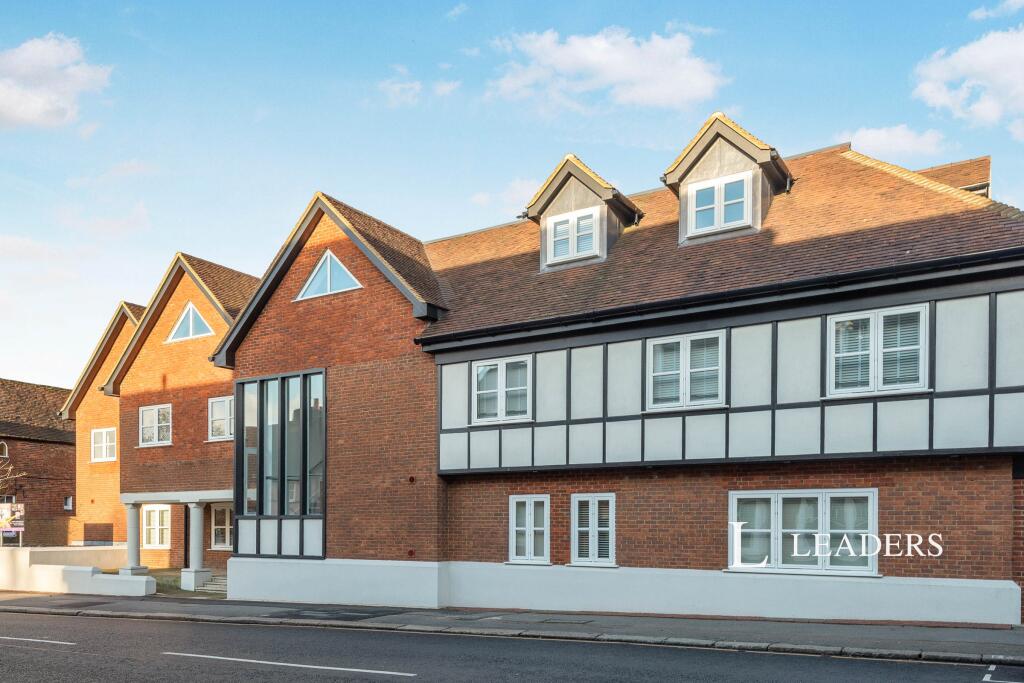 Main image of property: West Street, Reigate, RH2