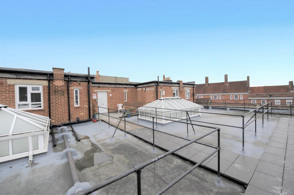 Main image of property: High Street, Reigate, RH2