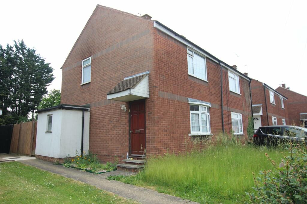 2 bedroom semidetached house for sale in The Rally, Arlesey, SG15