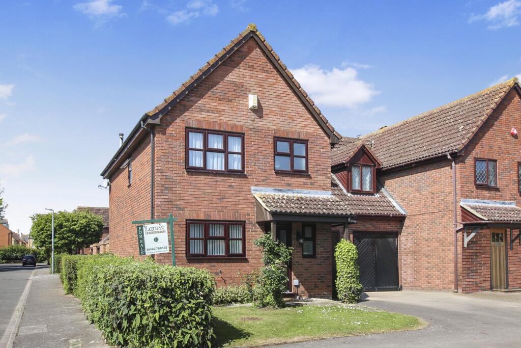 Main image of property: Applecroft, Lower Stondon, Henlow, SG16