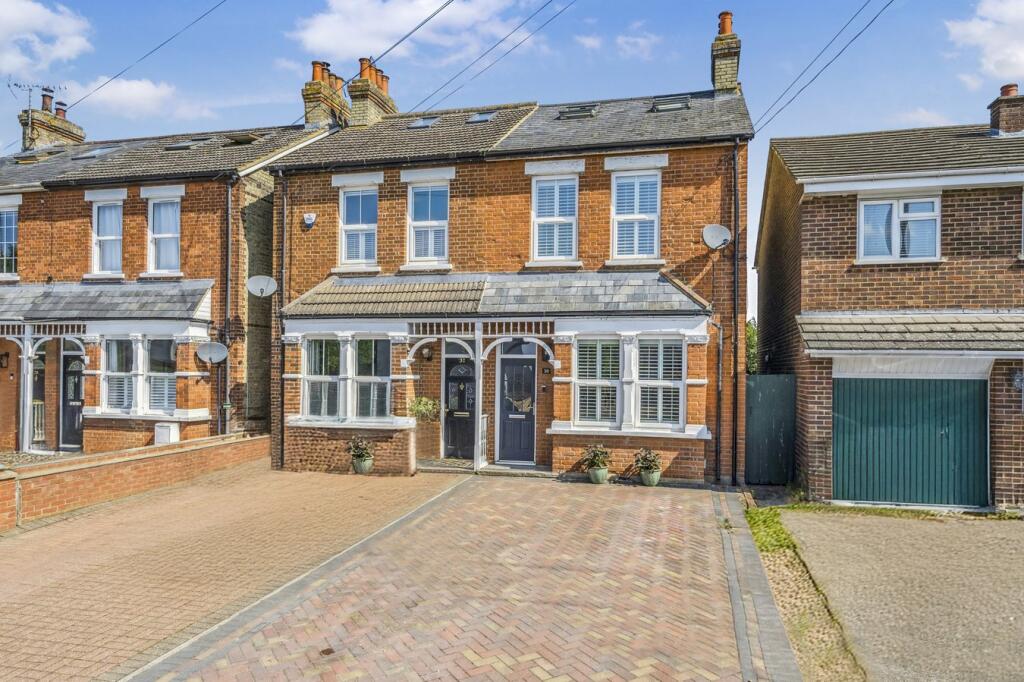 Main image of property: Newtown, Henlow, SG16