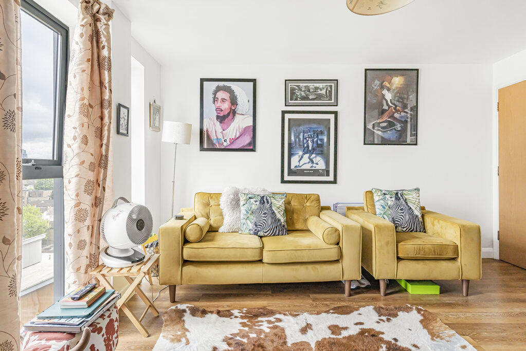 Main image of property: London Road, Croydon, CR0
