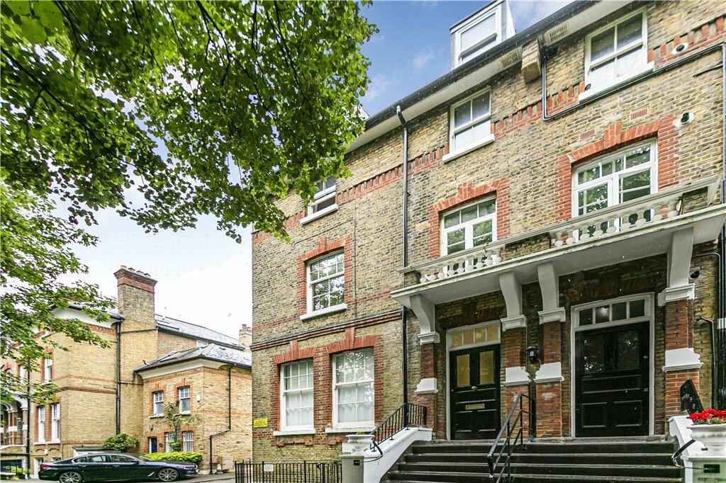 3 bedroom apartment for sale in Oakhill Road, Putney, SW15