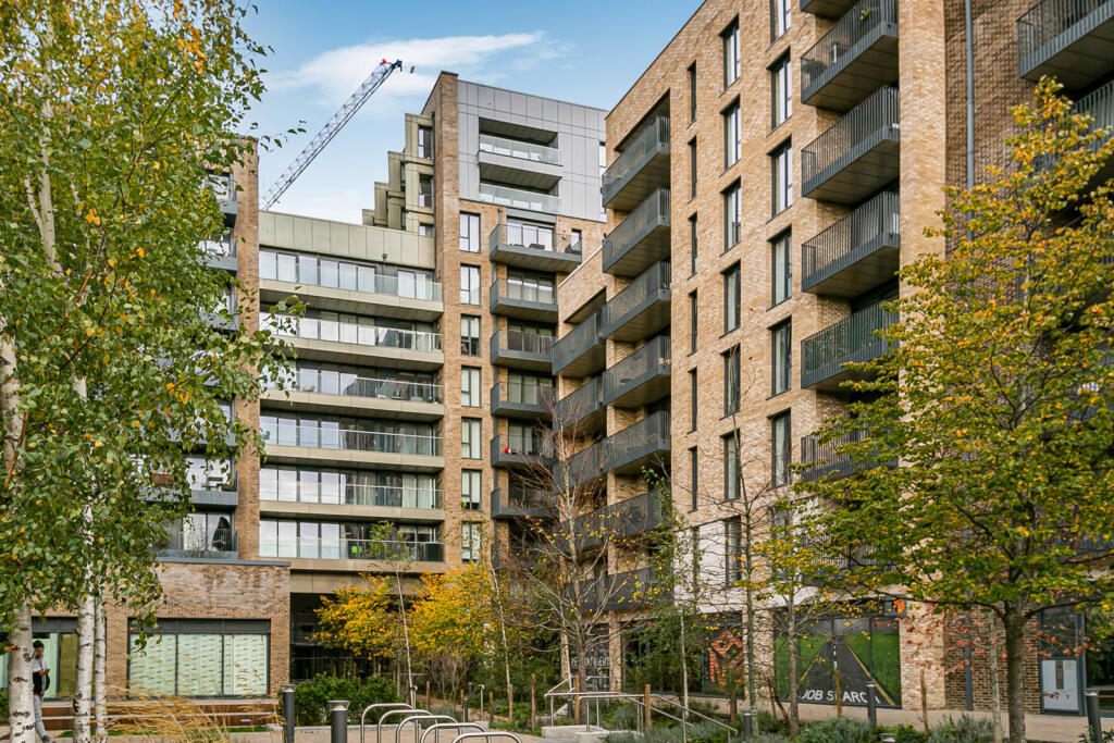 Main image of property: High Street, Staines-upon-Thames, Surrey, TW18